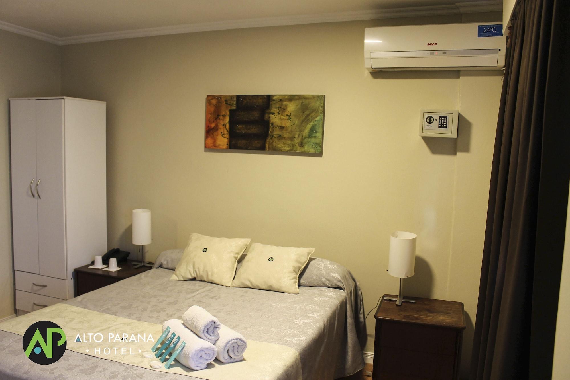Hotel Alto Parana Cordova Esterno foto